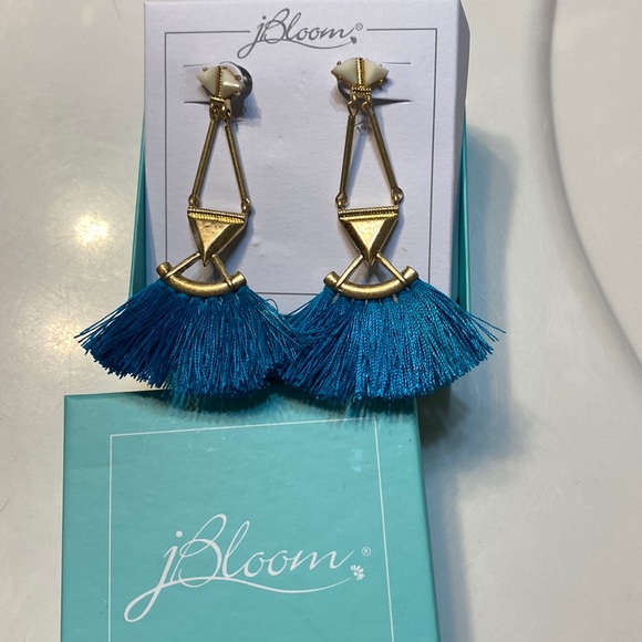 jBloom Jewelry - New in Box earrings